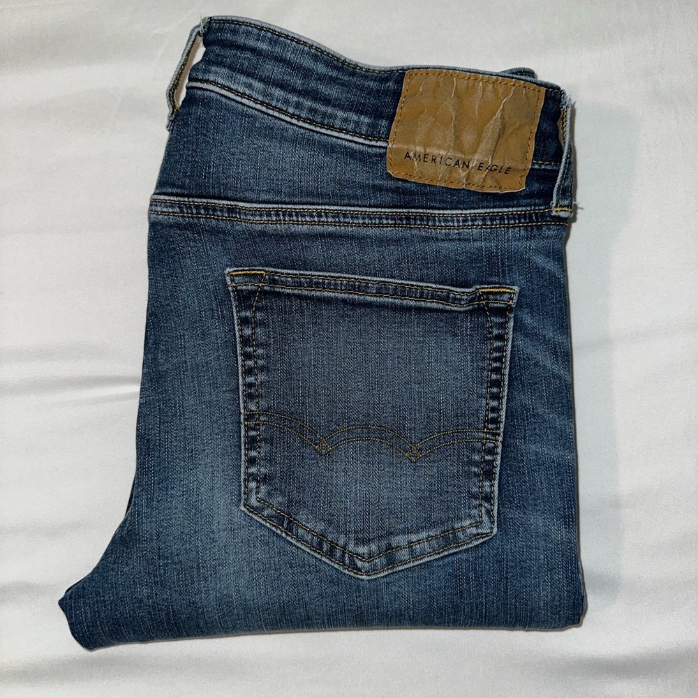 American Eagle 33x32 Skinny Jeans